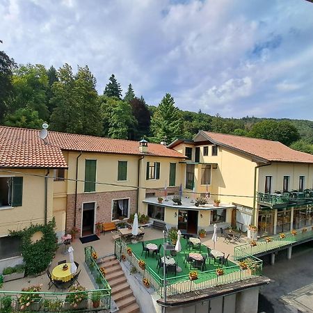 Hotel Vittoria Essential Comfort & Ristorante Marzio Bagian luar foto
